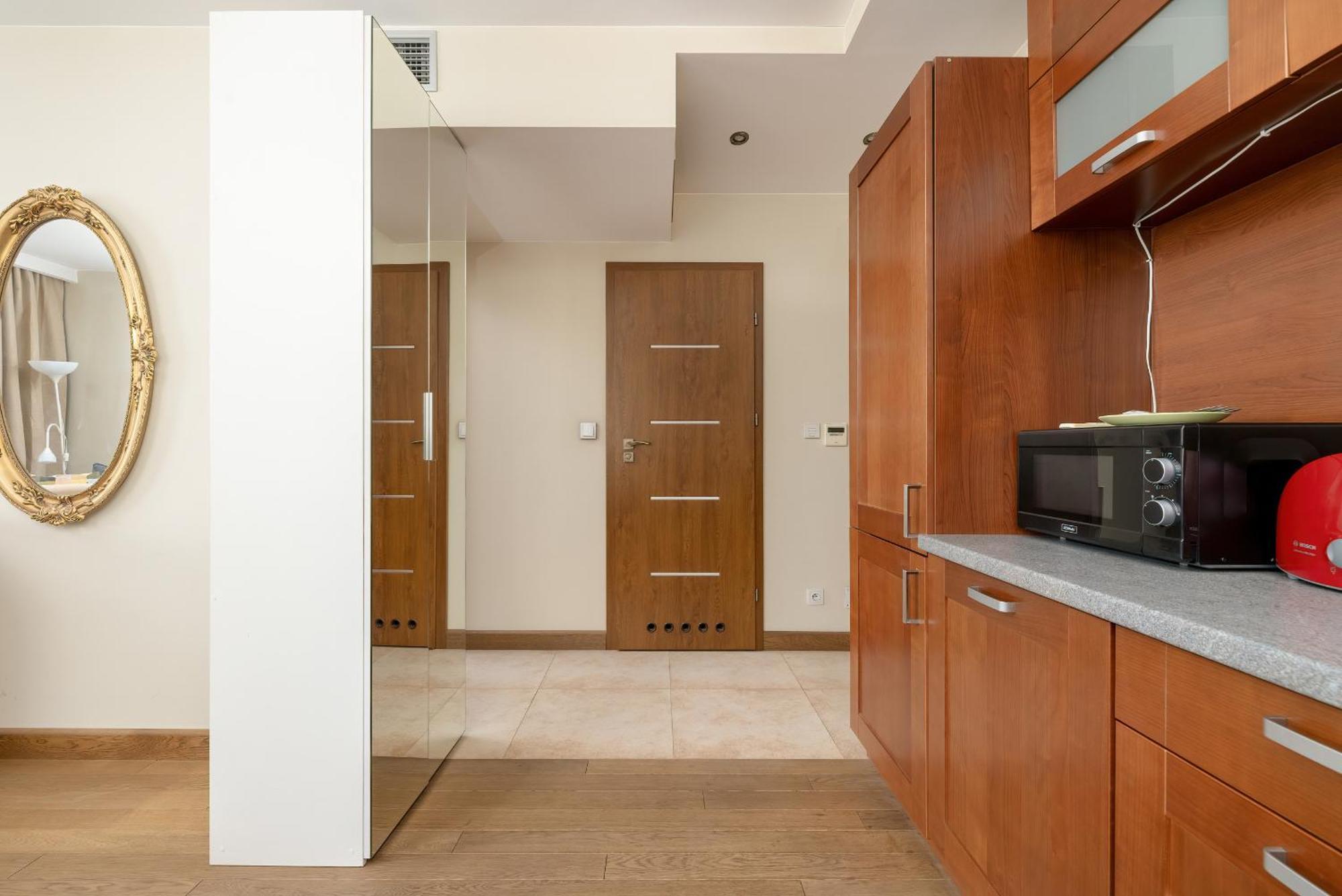 Centrum Krakowa Piekny Z Balkonem By Rent Like Krakow